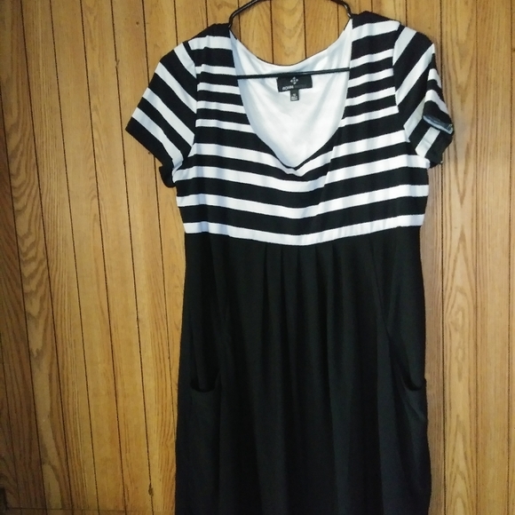 Ronni Nicole Dress Size 12 - Picture 4 of 8